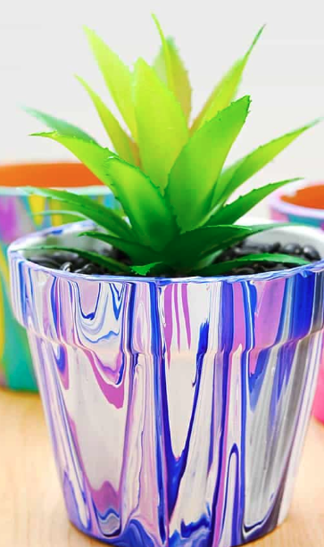Paint Pouring on Objects